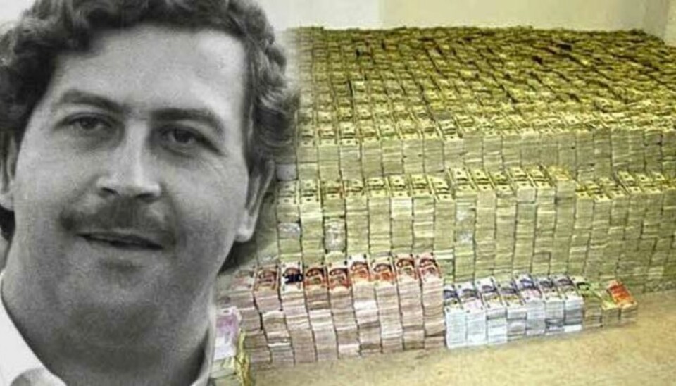 Ufattelige mengder med dollar strømmet daglig inn til Escobars lager. Det kostet en liten formue bare i gummistrikker for å holde bunkene samlet.