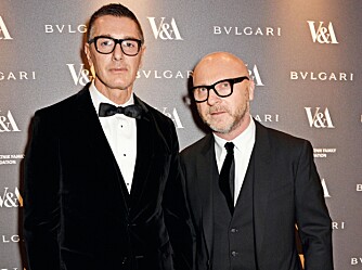 PROVOSERER: De to homofile moteskaperne Stefano Gabbana (t.v.) og Domenico Dolce mener at homofile ikke bør få barn.