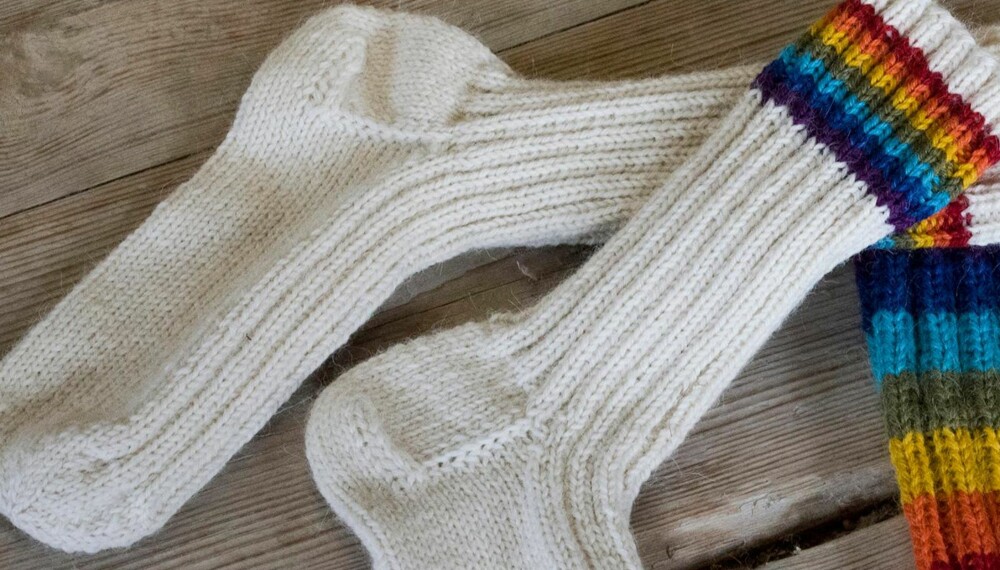 Stilig Og Trendy Flettet Lue
