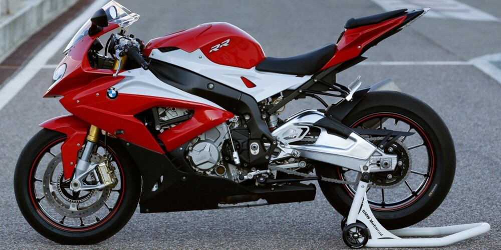 BMW S1000RR: I de senere år, har BMW hatt grepet om R-klassen, og produsenten utvikler seg stadig. FOTO: Produsent BMW S1000RR: I de senere år, har BMW hatt grepet om R-klassen, og produsenten utvikler seg stadig. FOTO: Produsent