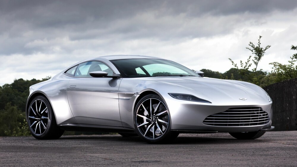 DB10: DB11 har likhetstrekk med DB10 som ble bygget eksklusivt for James Bond-filen "Spectre". Aston Martin er uløselig knyttet til 007. FOTO: Aston Martin