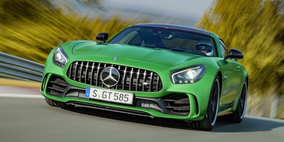 HELT RÅ: Mer kraft, heftigere ytelser og enda kvassere kjøreegenskaper. HIls på nye AMG-GT R, det råeste fra Mercedes hittil.