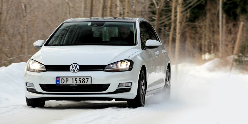 TØRSTERE: Golf med toliters diesel og firehjulsdrift er litt tørste enn med samme motor og forhjulsdrift. FOTO: Terje Bjørnsen TØRSTERE: Golf med toliters diesel og firehjulsdrift er litt tørste enn med samme motor og forhjulsdrift. FOTO: Terje Bjørnsen