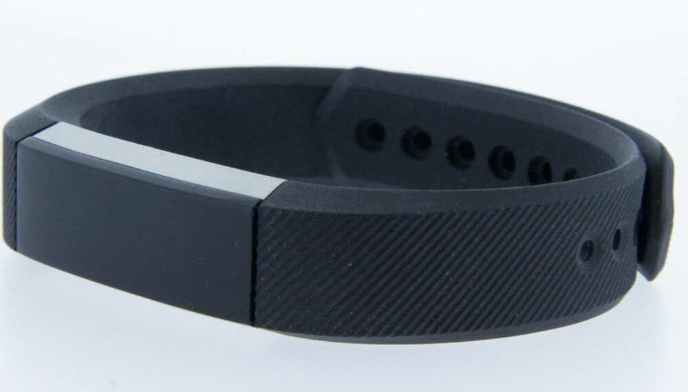 PENT: Fitbit Alta er et smalt og nett armbånd som er behagelig å bruke over lengre tid. PENT: Fitbit Alta er et smalt og nett armbånd som er behagelig å bruke over lengre tid.
