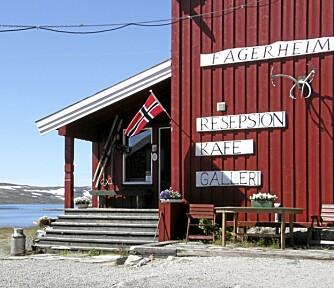 HJEMMEKOSELIG: Fagerheim Fjellstugu ligger vakkert til midt på Hardangervidda, en halv times biltur fra Geilo.