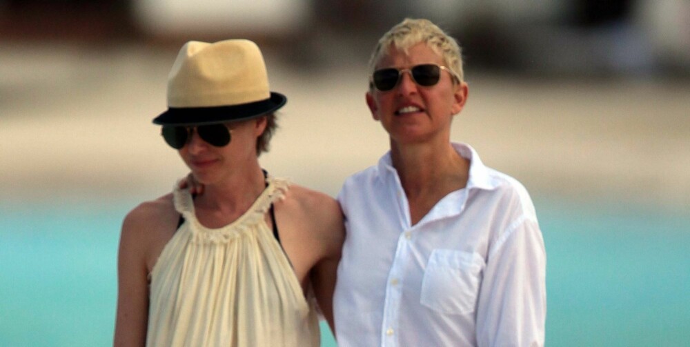 LOVES IN THE AIR: Portia de Rossi og Ellen DeGeneres nyter kjærligheten i eksklusive omgivelser. Med en samlet formue på over en milliard kroner, har de råd til de mest.