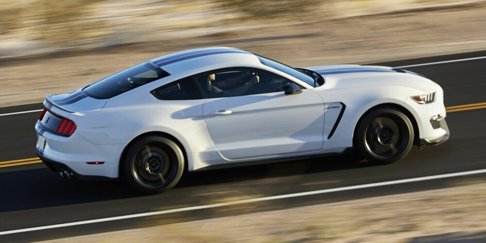 GT 350: Da er det bare å vente på den enda heftigere GT 500. FOTO: Ford GT 350: Da er det bare å vente på den enda heftigere GT 500. FOTO: Ford