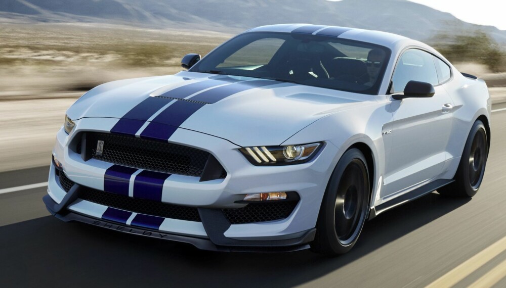 IKON: Ford Mustang Shelby 350GT kommer med den sterkeste selvpustende V8-eren som Ford noensinne har bygget. At den er selvpustende innebærer at motoren ikke får hjelp av turbo eller kompressor. FOTO: Ford 