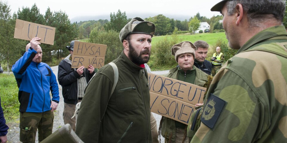 Demonstranter fra fiktive Havland vil ha tilgang til Norges ressurser. De blir holdt i sjakk av HV-mannskaper på Frei.