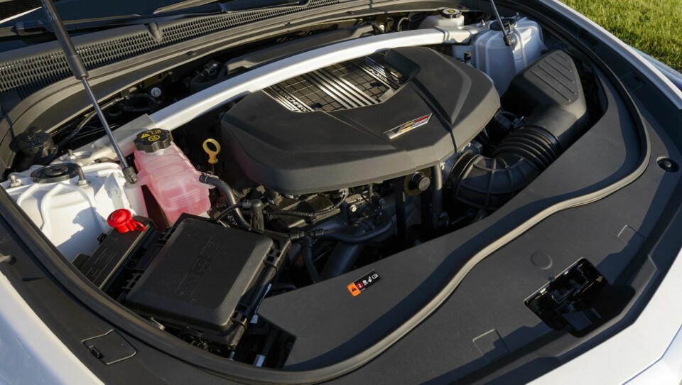 SUPER-CADDY: Motoren er kompressormatet 6,2-liters LT4 V8-er fra Chevrolet Corvette Z06.