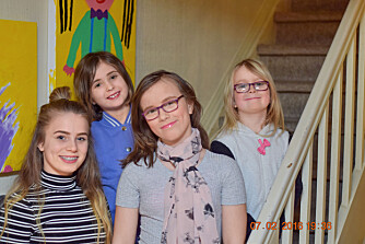 FIRE LYKKETROLL: Ann-Charlot og Leif Arne er stolte av de fire jentene sine, og håper fremtiden skal bli mindre dramatisk. F.v.: Melissa (11), Isabell (10),  Natalie (14) og Mariell (6).