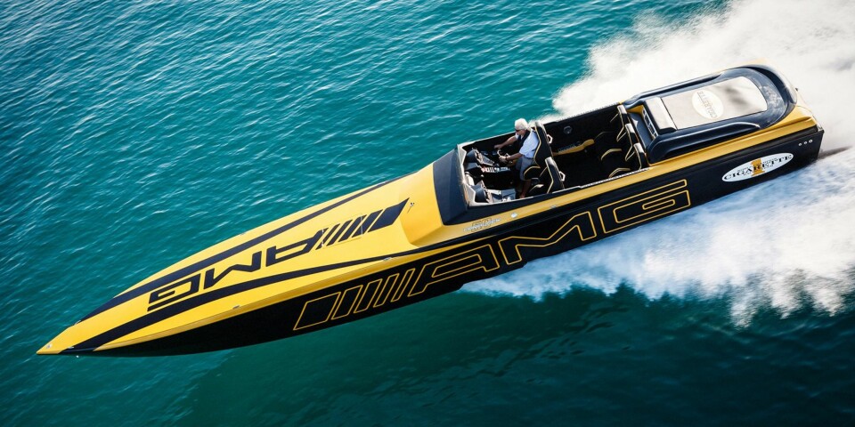 EKSTREME YTELSER: Over 3000 hestekrefter skal gi en toppfart på nesten 120 knop.