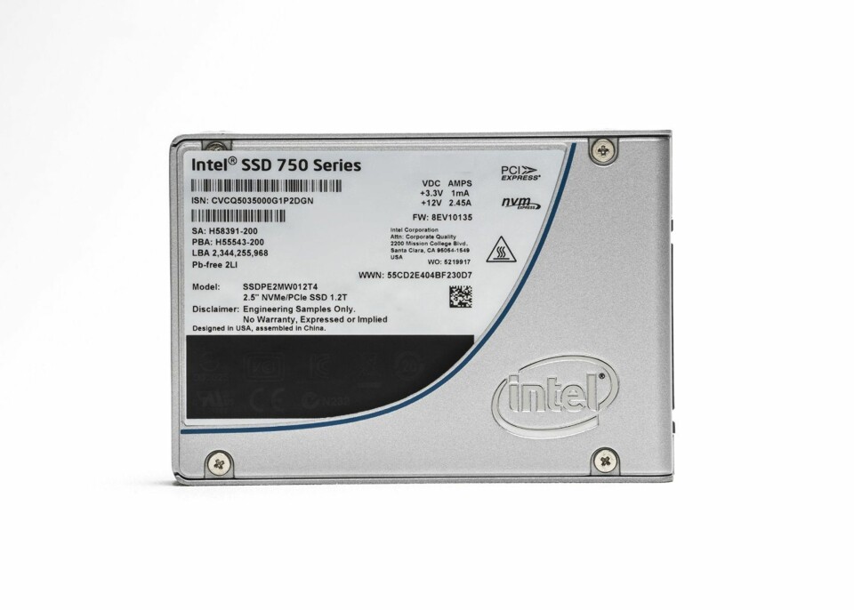 KJENT FORMFAKTOR: Intels egen U.2-løsning gir deg fordelene med M.2 kombinert med formfaktoren til en vanlig SATA-SSD.