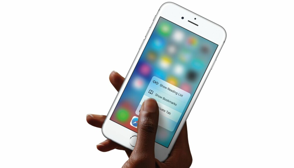 SENSITIV: Skjermen på nye iPhone 6s og iPhone 6s Plus er trykksensitiv og kjenner forskjell mellom lette og harde trykk. Det brukes blant annet til å gi deg tilgang til en slags høyreklikk-meny i enkelte apper.
