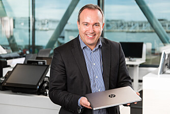 Administrerende direktør Verner Hølleland i HP Norge (som nå er datterselskap av HP Inc.) kunne i dag vise frem nye laptop-er.