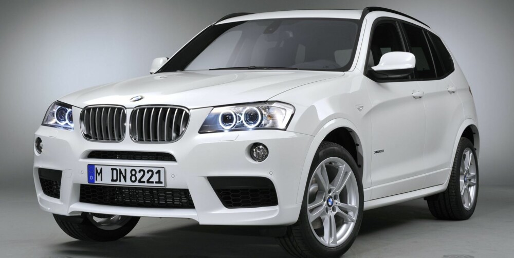 RIVALEN: BMW X3 35d. FOTO: BMW