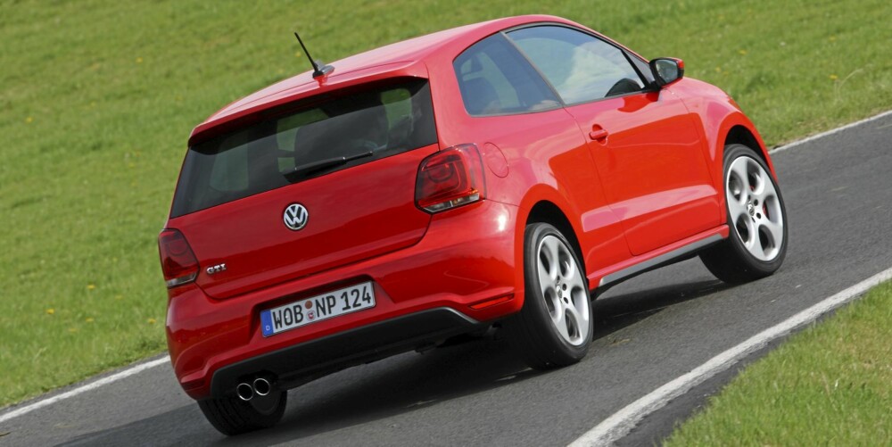 OPPSKRIFTEN: Resepten på GTI-moroa er kompakt bil, sterk motor og strammere understell. Foto: VW