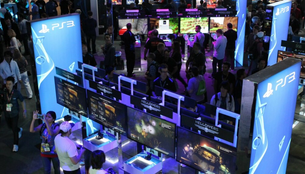 FULLT HUS: Det var konstant fullt på Sonys stand under årets E3.