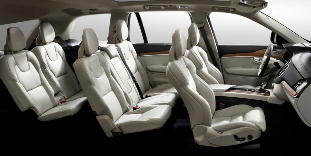 XC90: XC90 er stor nok til å romme sju seter. XC90: XC90 er stor nok til å romme sju seter.