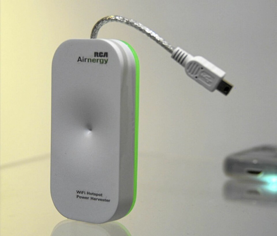 KOMPAKT: Slik ser Airnergy Charger ut, på størrelse med en mobiltelefon.