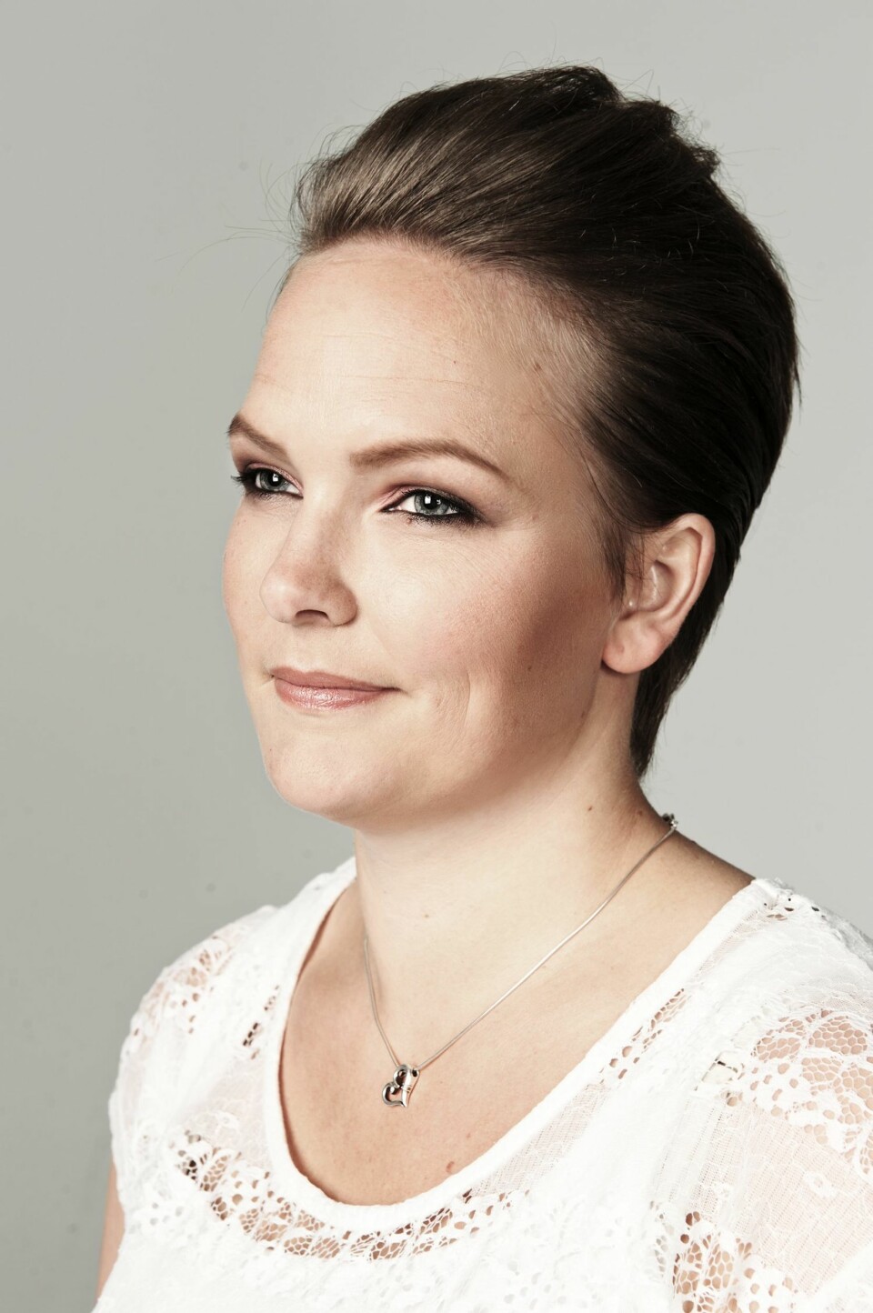 FORNØYD: Kristine ble veldig fornøyd med den nye frisyren sin.