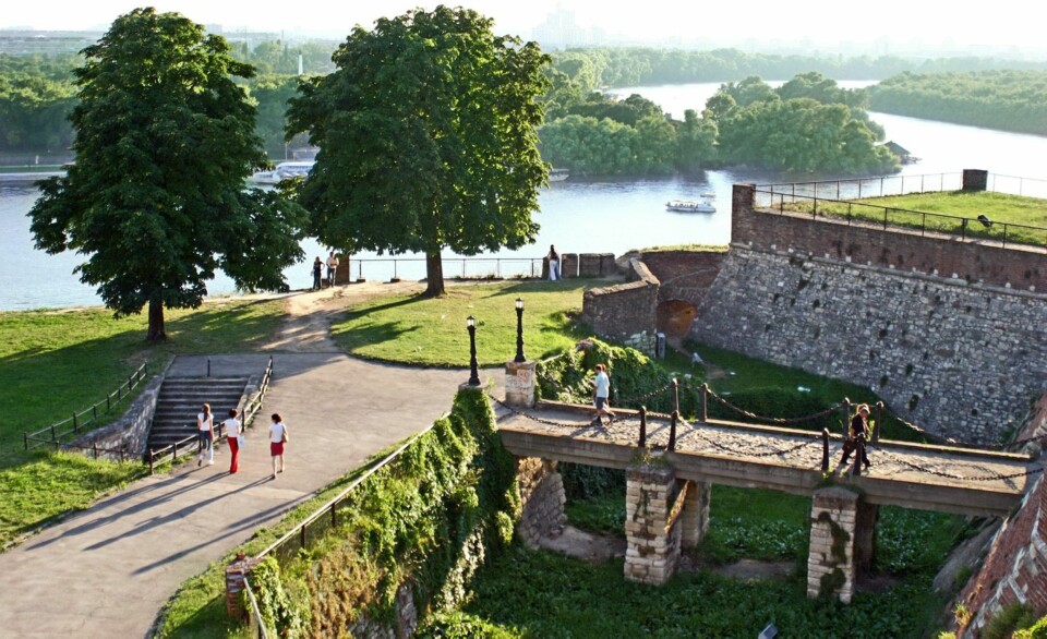 IDYLLISK: Kalemegdan er en festning med et tilliggende parkområde i Beograd. (Foto: B. Jovanovic)