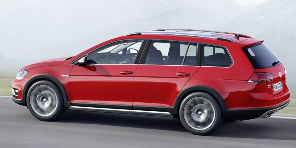 FIRE MOTORER: VW Golf Alltrack vil tilbys med tre dieselmotorer og én bensinmotor. Dieselmotorene går fra 110 til 184 hk, mens bensinalternativet har 180 hk. FOTO: VW