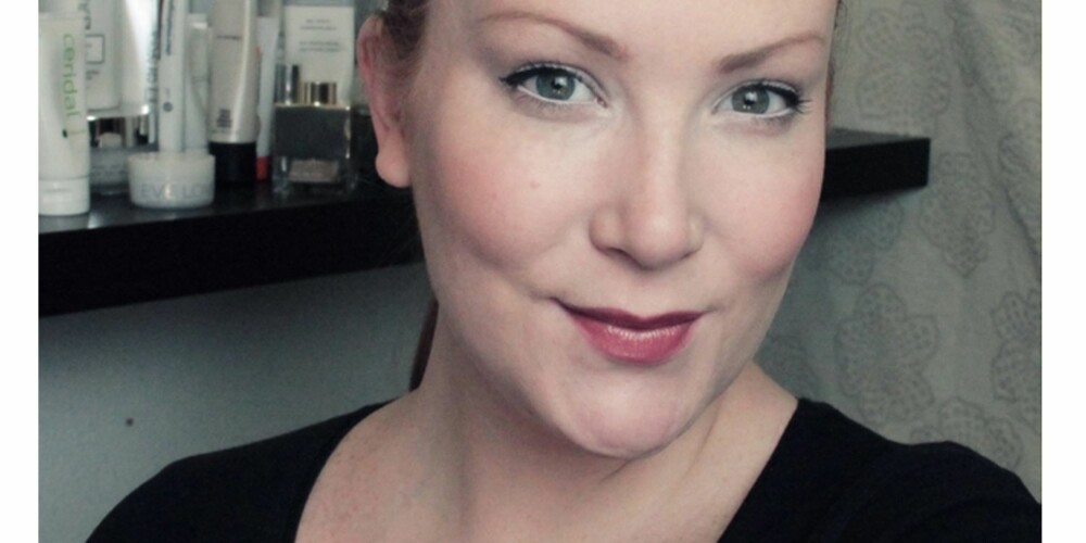 SMINKELOOK 6: Naturlig og frisk med flytende eyeliner SMINKELOOK 6: Naturlig og frisk med flytende eyeliner
