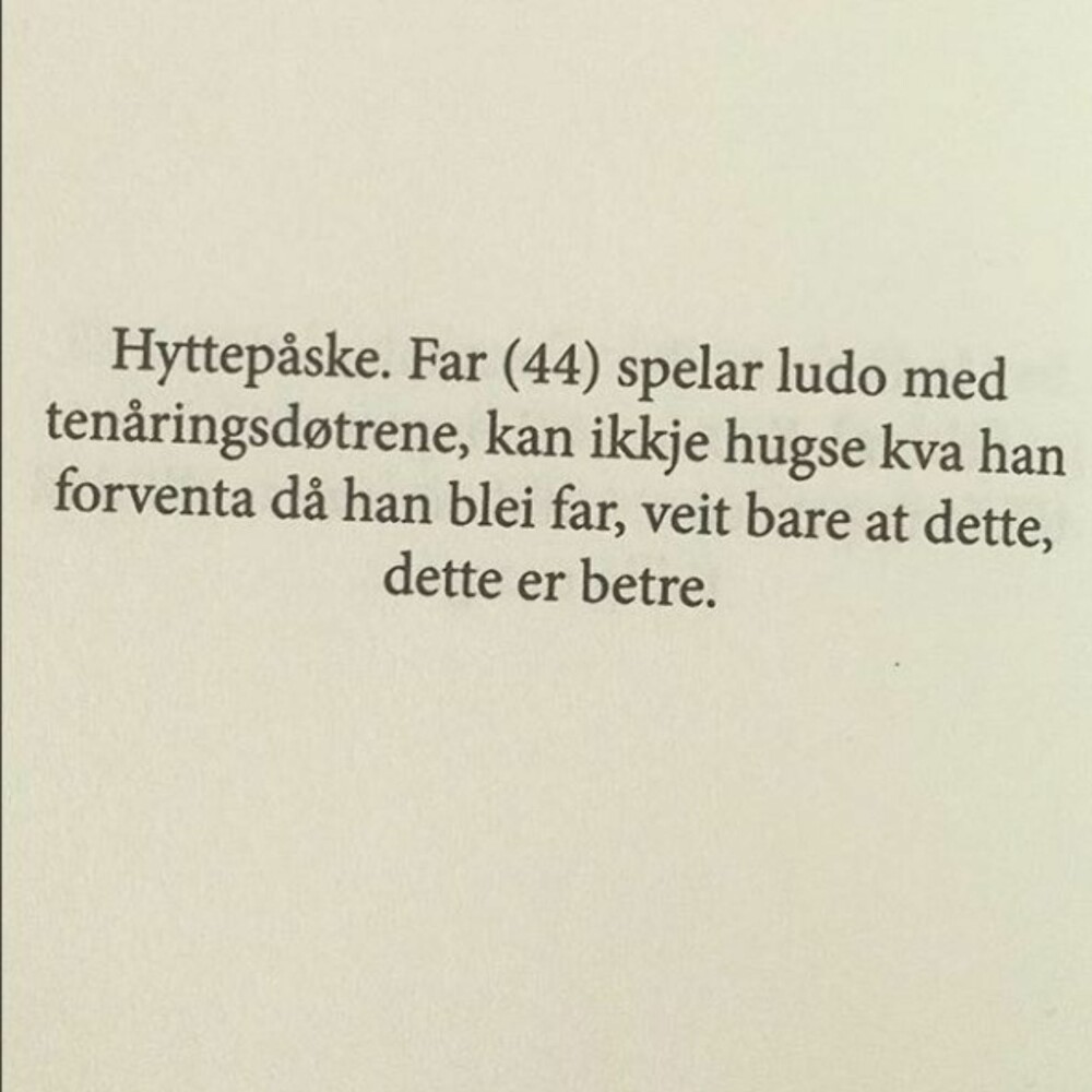 @renpoesi Denne norske Instagram-kontoen, hvor Ellen Wisløff deler dikt som hun liker, har blitt så populær at Cappelen Damm nå har utgitt de mest populære diktene derfra i bokform.