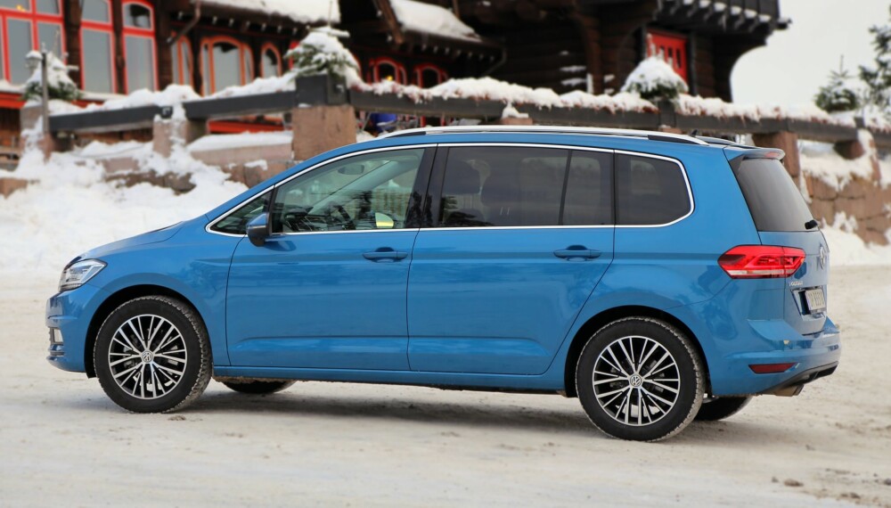 TESTET: Vi Menn Bil Top Gear har tidligere testet VW Touran som personbil med 1,4-liters bensinmotor. I testen konkluderes det: "En glimrende familiebil. Slik kan man kort oppsummere den nye VW Touran, med plass og fleksibilitet i toppklasse". FOTO: Terje Bjørnsen TESTET: Vi Menn Bil Top Gear har tidligere testet VW Touran som personbil med 1,4-liters bensinmotor. I testen konkluderes det: "En glimrende familiebil. Slik kan man kort oppsummere den nye VW Touran, med plass og fleksibilitet i toppklasse". FOTO: Terje Bjørnsen