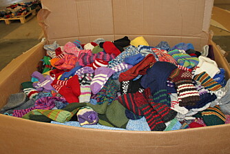 SOKKER SOM VARMER: Det kom inn over 13 000 sokkepar til kampanjen vår i fjor. I år håper vi å slå den rekorden.