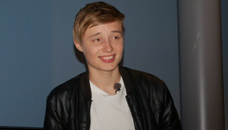 «Follow Me» - låt for låt!