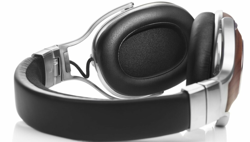 GODLYD: Denon AH-MM400 imponerer med super byggekvalitet og god lyd. GODLYD: Denon AH-MM400 imponerer med super byggekvalitet og god lyd.