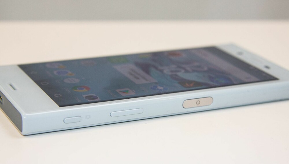 VELKJENT: Sony Xperia X Compact er en ok mellomklassemobil med et godt kamera. VELKJENT: Sony Xperia X Compact er en ok mellomklassemobil med et godt kamera.