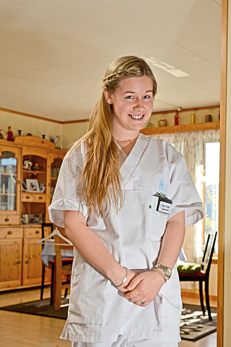 SYKEPLEIER: Hege har oppnådd drømmen om å bli sykepleier. Hun hadde sin fordypningspraksis på hjerteavdelingen på Haukeland Universitetssykehus.  