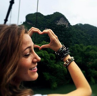 BLAKE LIVELY: Skuespiller Blake Lively fikk stor oppmerksomhet i sommer da hun la ut bilde av sitt nyfargede bronde-hår på Instagram. BLAKE LIVELY: Skuespiller Blake Lively fikk stor oppmerksomhet i sommer da hun la ut bilde av sitt nyfargede bronde-hår på Instagram.