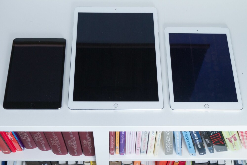 SVÆR: iPad Pro virker gigantisk ved siden av en iPad Mini 2 og en Air 2.