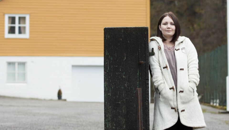 TILBAKEBLIKK: Her ved Frøland skole i Samnanger startet marerittet for Eileen. I dag er skolen nedlagt.
