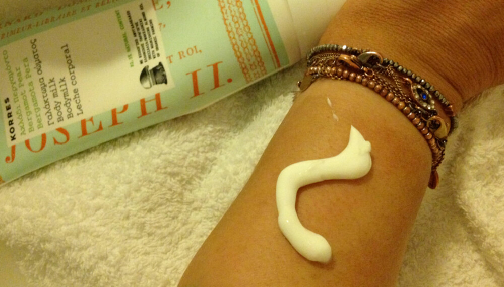 IKKE UTSETT: Smør deg med bodylotion med en gang du kommer ut av dusjen, så holder du huden myk. IKKE UTSETT: Smør deg med bodylotion med en gang du kommer ut av dusjen, så holder du huden myk.