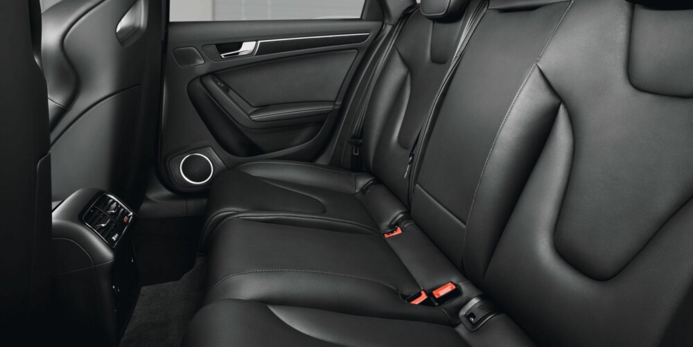 FAMILIEBIL: V8-er og 450 hk til tross, Audi RS4 Avant er en familiebil med Isofix og stort bagasjerom.