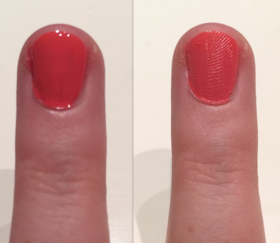 UTEN HJELPEMIDDEL: Neglelakken ble selvsagt testet for fingeravtrykkmerke, helt uten hjelpemidler for å tørke fortere, og fikk ikke overraskende et tydelig merke og hakk, men faktisk ikke like ille som testens verste!