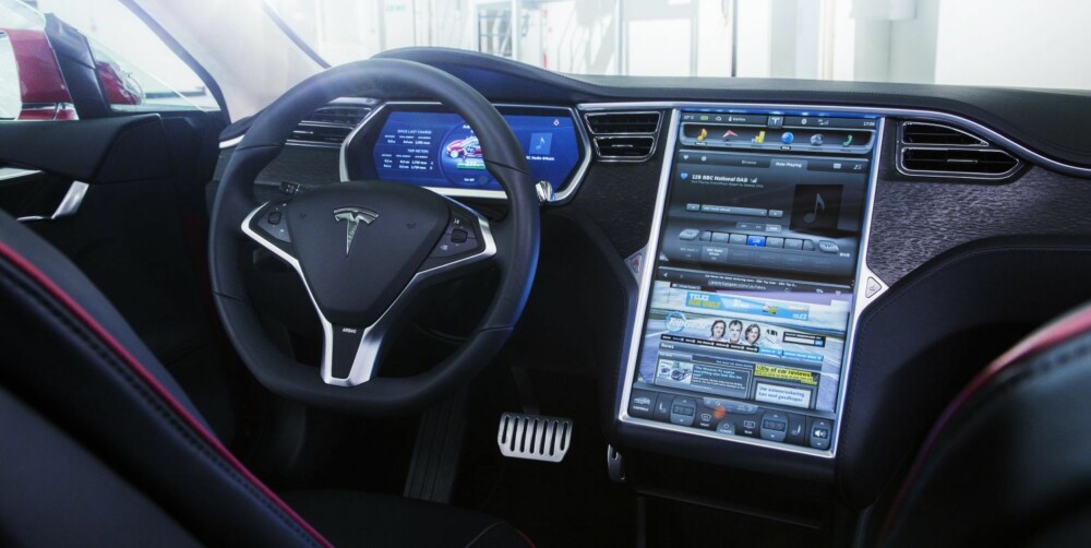 TESLA: Tesla Model S er som en diger smarttelefon.