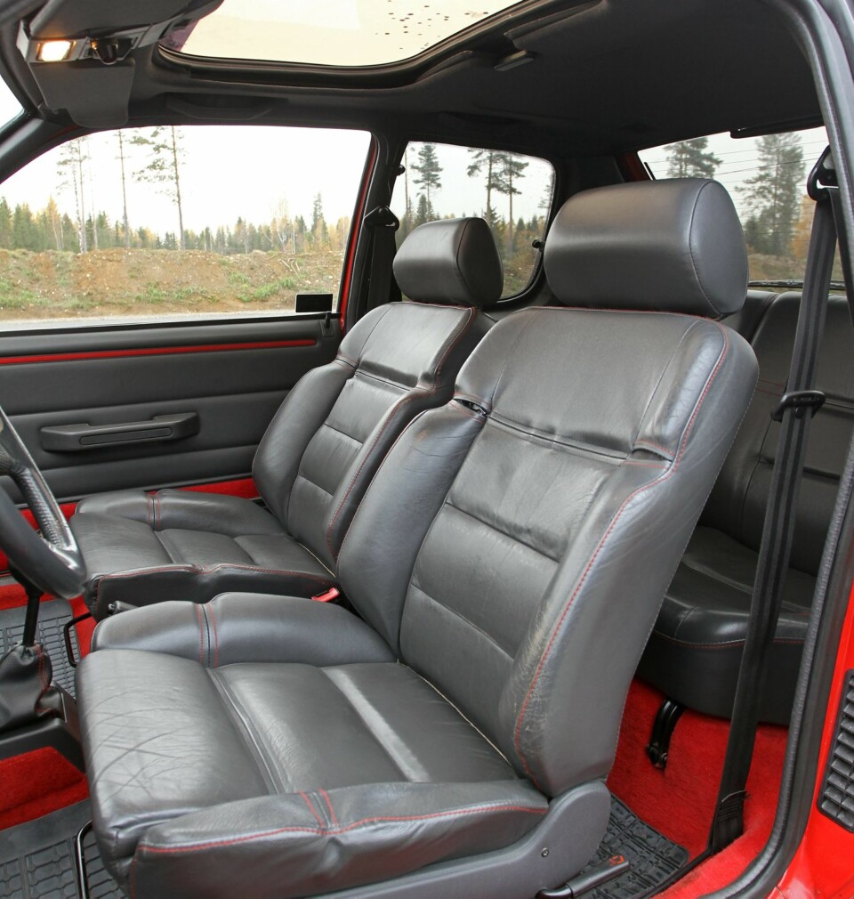 Peugeot 205 GTI vs. 208 GTI test 2013