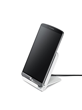 TRÅDLØS: WCD-100 er en trådløs lader for LG G3. Den gjør lite ut av seg og fungerer utmerket. Prisen ligger på ca. 400 kroner.