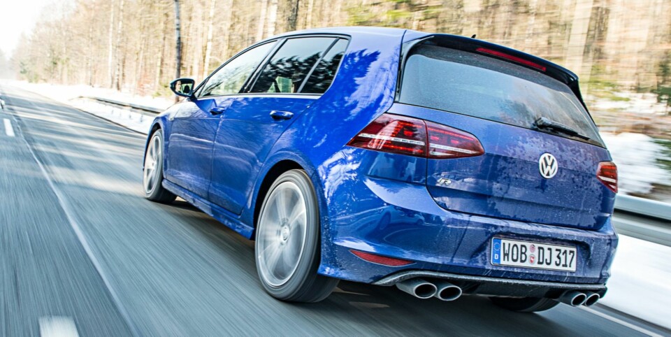 EKSOS: Fire rør avslører at dette ikke er en helt vanlig Golf.