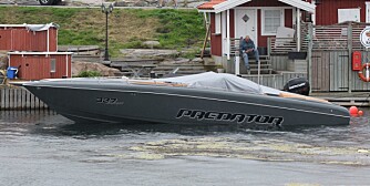 SISTE SKRIK: Dette er Predator Boats aller nyeste båt, noe mer nedtonet enn båten vi kjørte. FOTO: Martin Jansen SISTE SKRIK: Dette er Predator Boats aller nyeste båt, noe mer nedtonet enn båten vi kjørte. FOTO: Martin Jansen