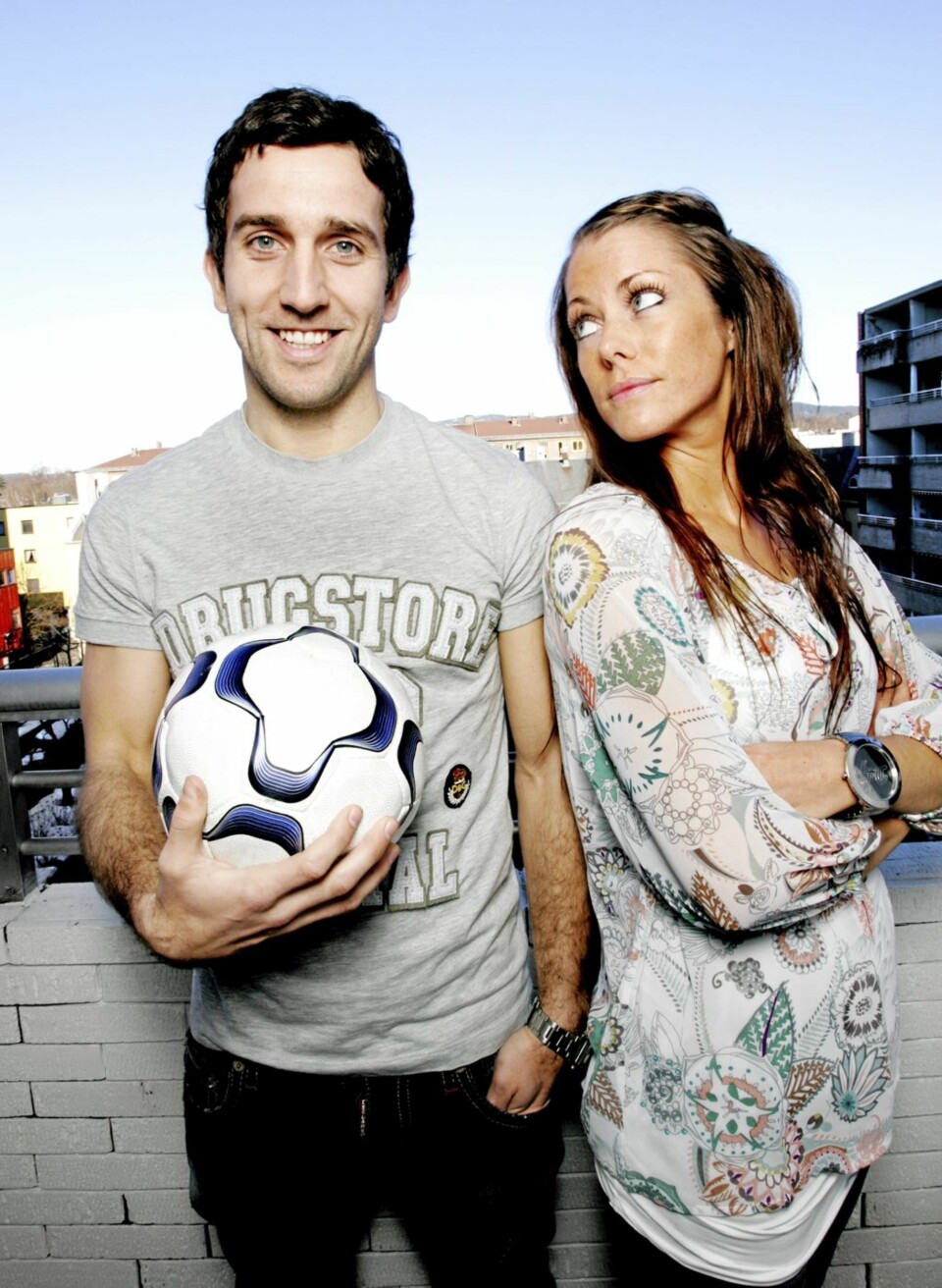 'Mange venner skjønner ikke hvordan jeg klarer å finnne meg i det'. Fotballenke Linn (25).