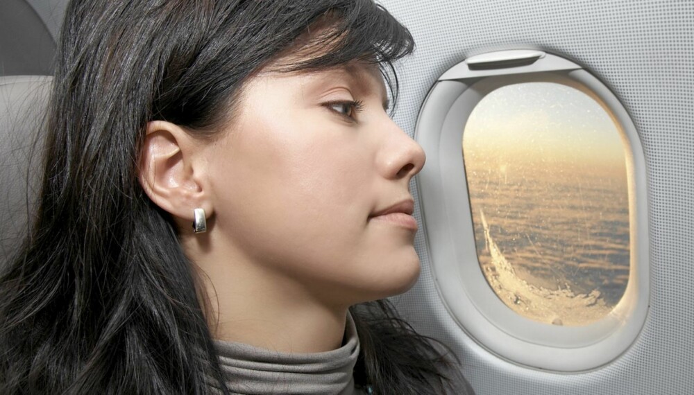 STRÅLENDE HUD: Vi forteller deg hvordan du beholder en strålende vakker hud under flyreisen.