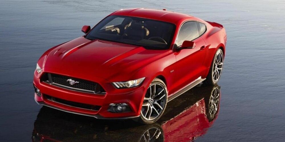 TILBAKEKALT: 2015-utgaven av Ford Mustang ble kalt tilbake i oktober i år. FOTO: Ford