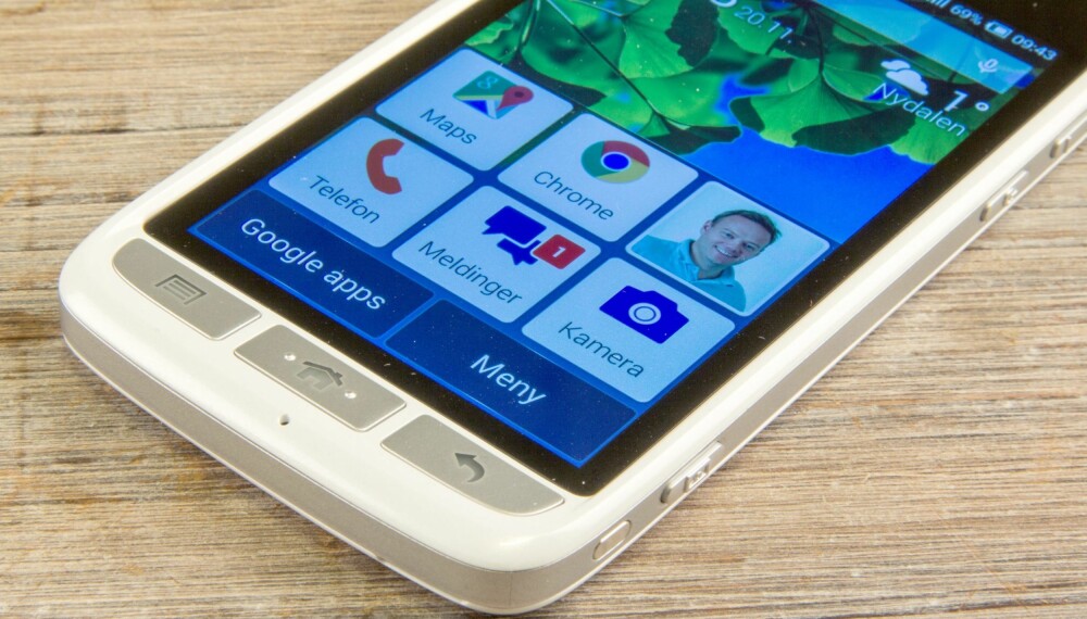 SMART: Doro Liberto 820 er en smarttelefon med et brukervennlig brukergrensesnitt.